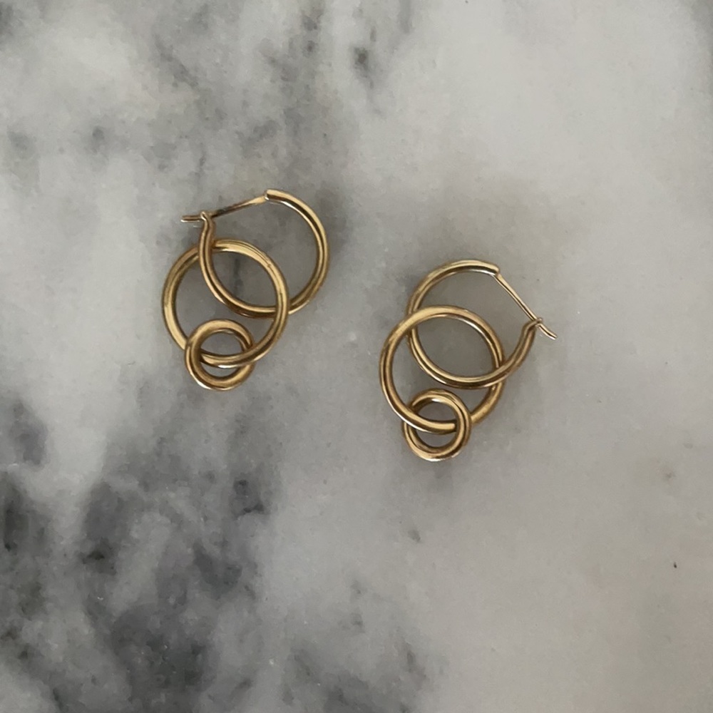 Mejuri Layered Hoop earrings